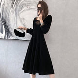 Early Autumn Gold Velvet Temperament Dress Women's Large Size Hepburn Style High-End Autumn And Winter Bottom With A Black Dress