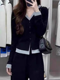 Black Fake Two V-Neck Long-Sleeved T-Shirt Women Autumn Korean Slimmed Bottom Shirt Design Feel Thin Top